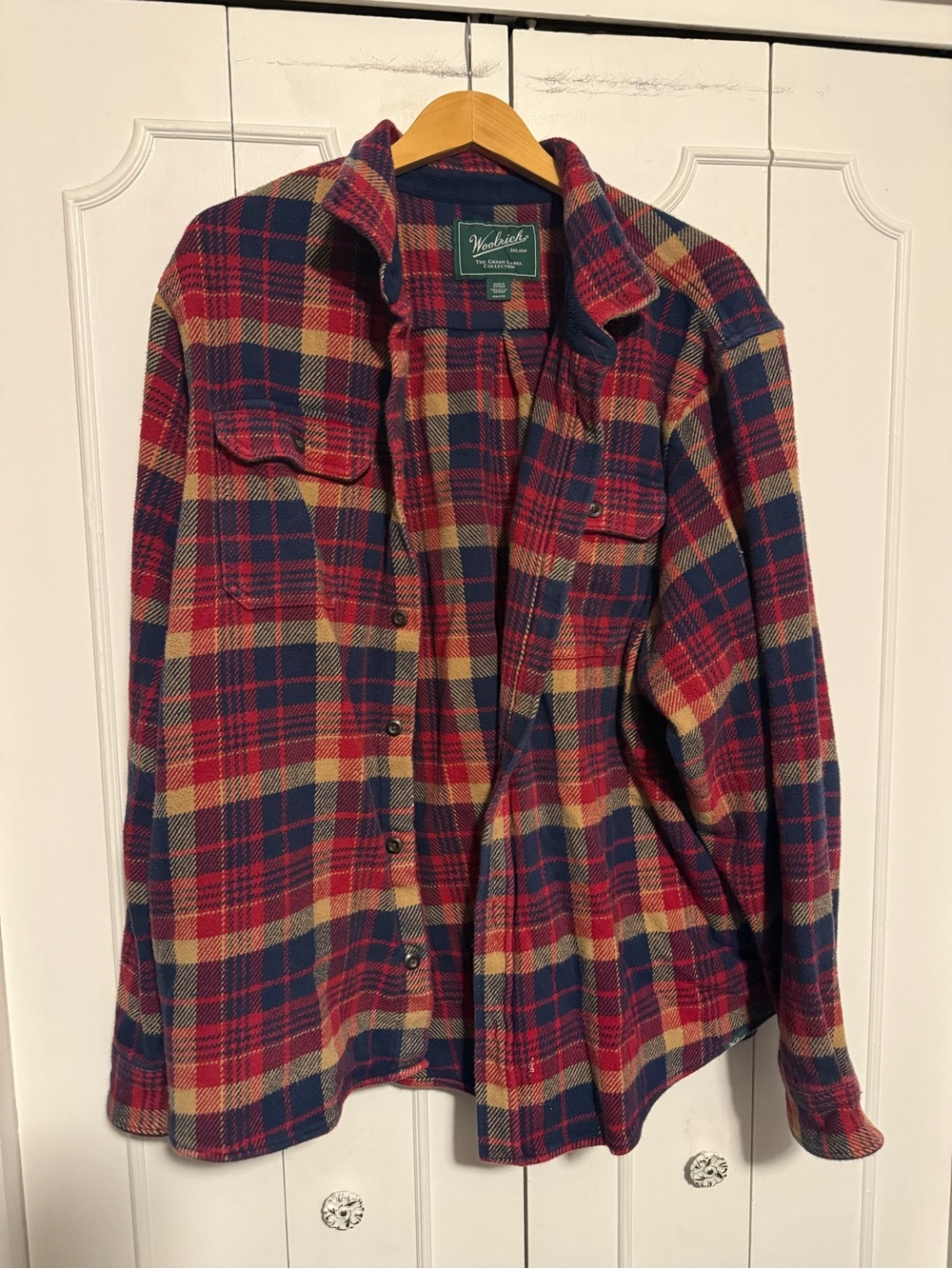 Woolrich Red Navy Tan Plaid Button-Down Flannel Shirt